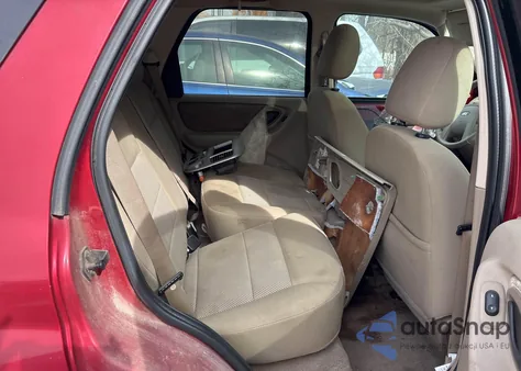 2006 Ford Escape Xlt/Xlt Sport z USA, uszkodzony, nr VIN 1FMYU03176KA13137